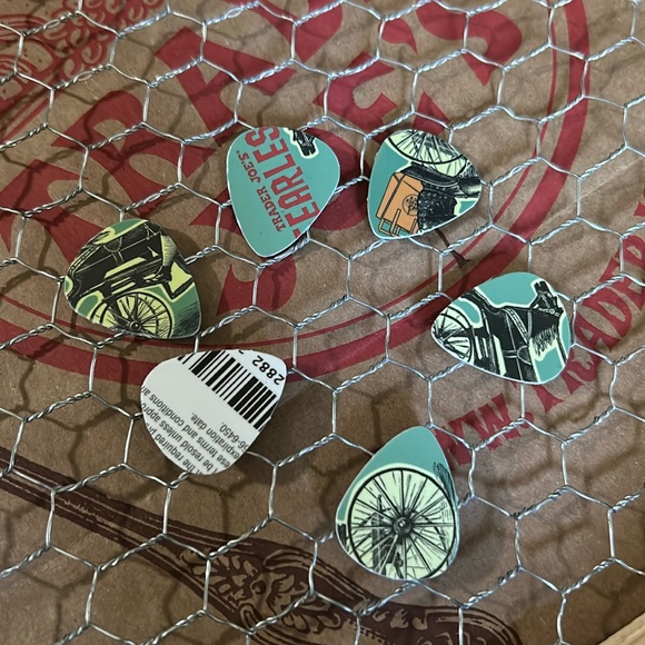 Trader Joe’s recycled gift card pvc guitar pics abstract art - Picture 2 of 2